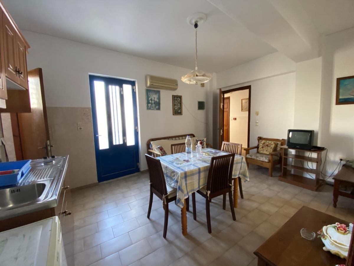 Blue Sky Apartments Karpathos Ngoại thất bức ảnh