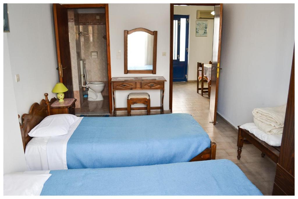 Blue Sky Apartments Karpathos Phòng bức ảnh